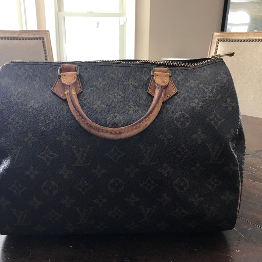 Louis Vuitton Speedy 30